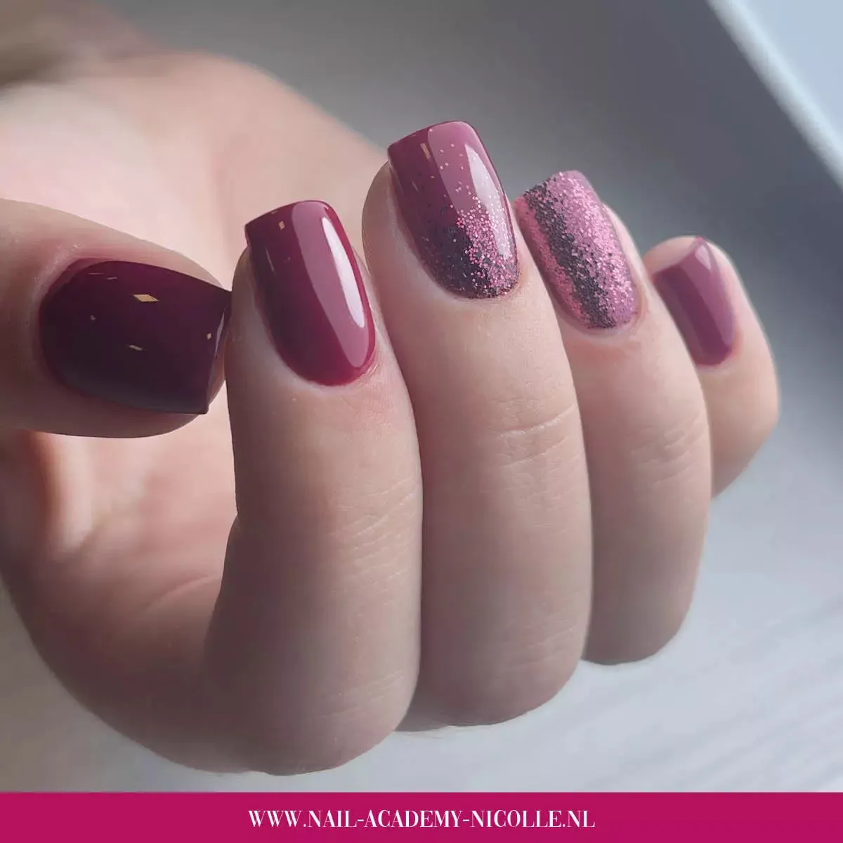 103008 Gelpolish Bordeaux 15ml