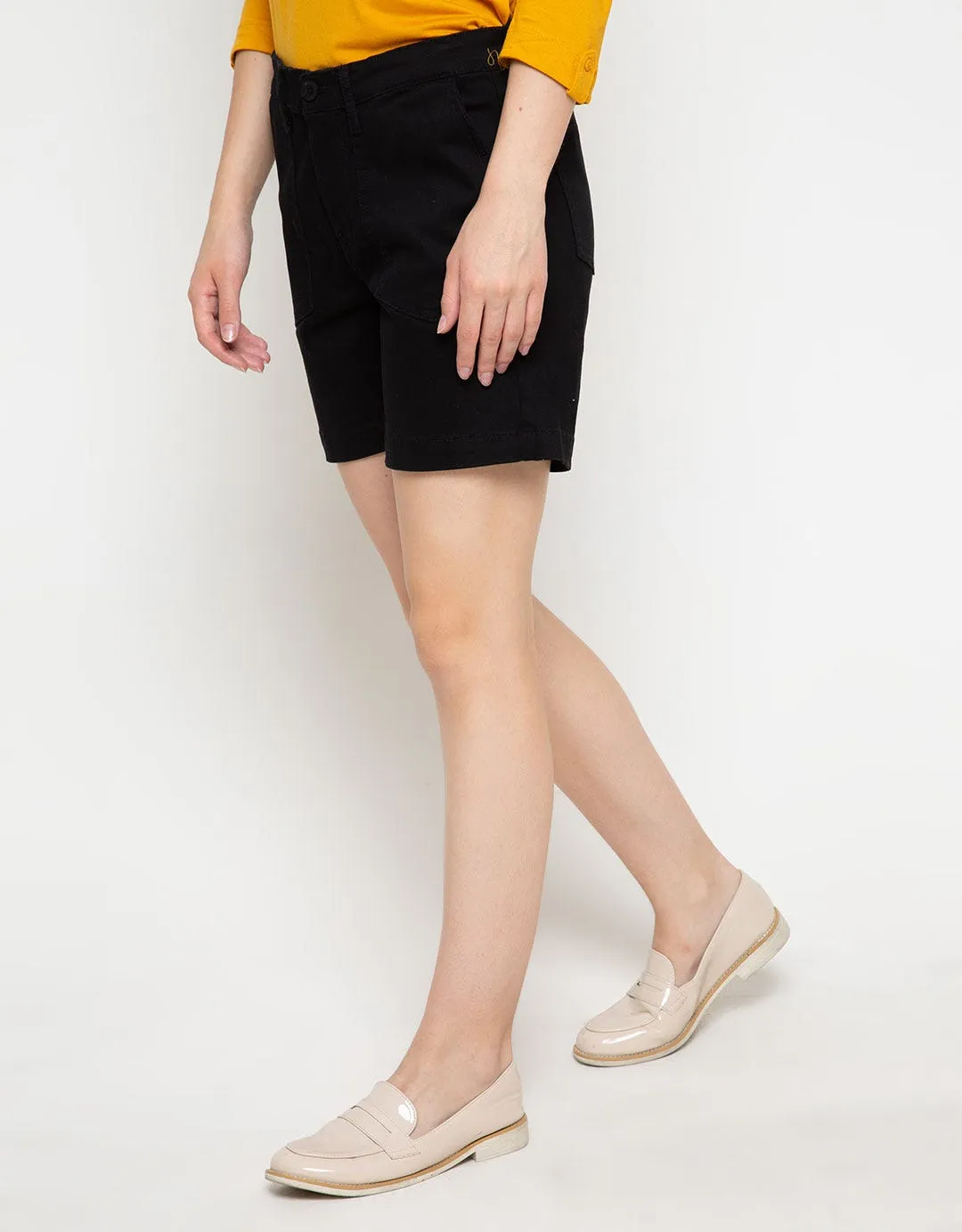 Connexion Celana Pendek Stretch Big Pocket