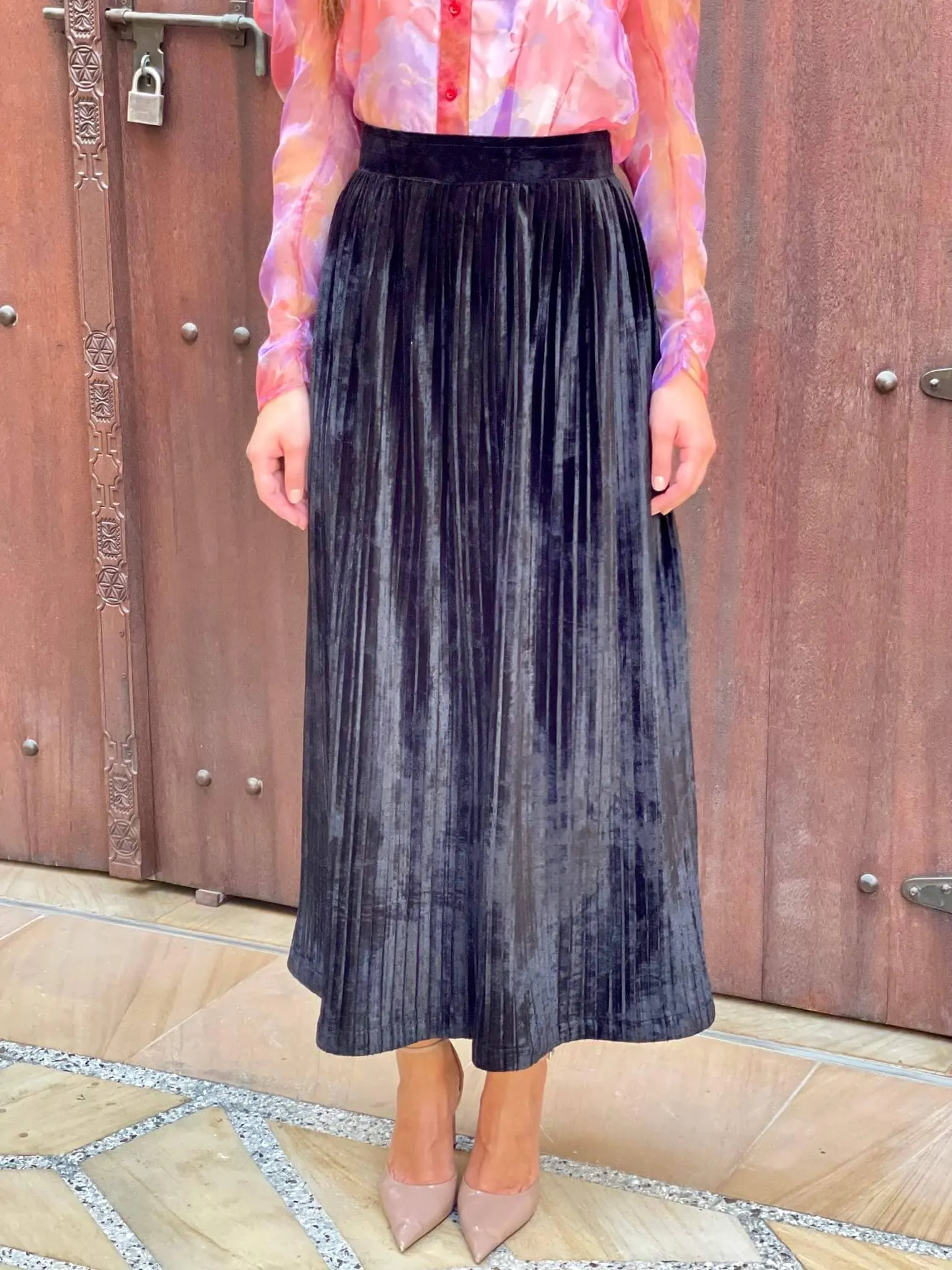Long Velvet Black Pleated Skirt