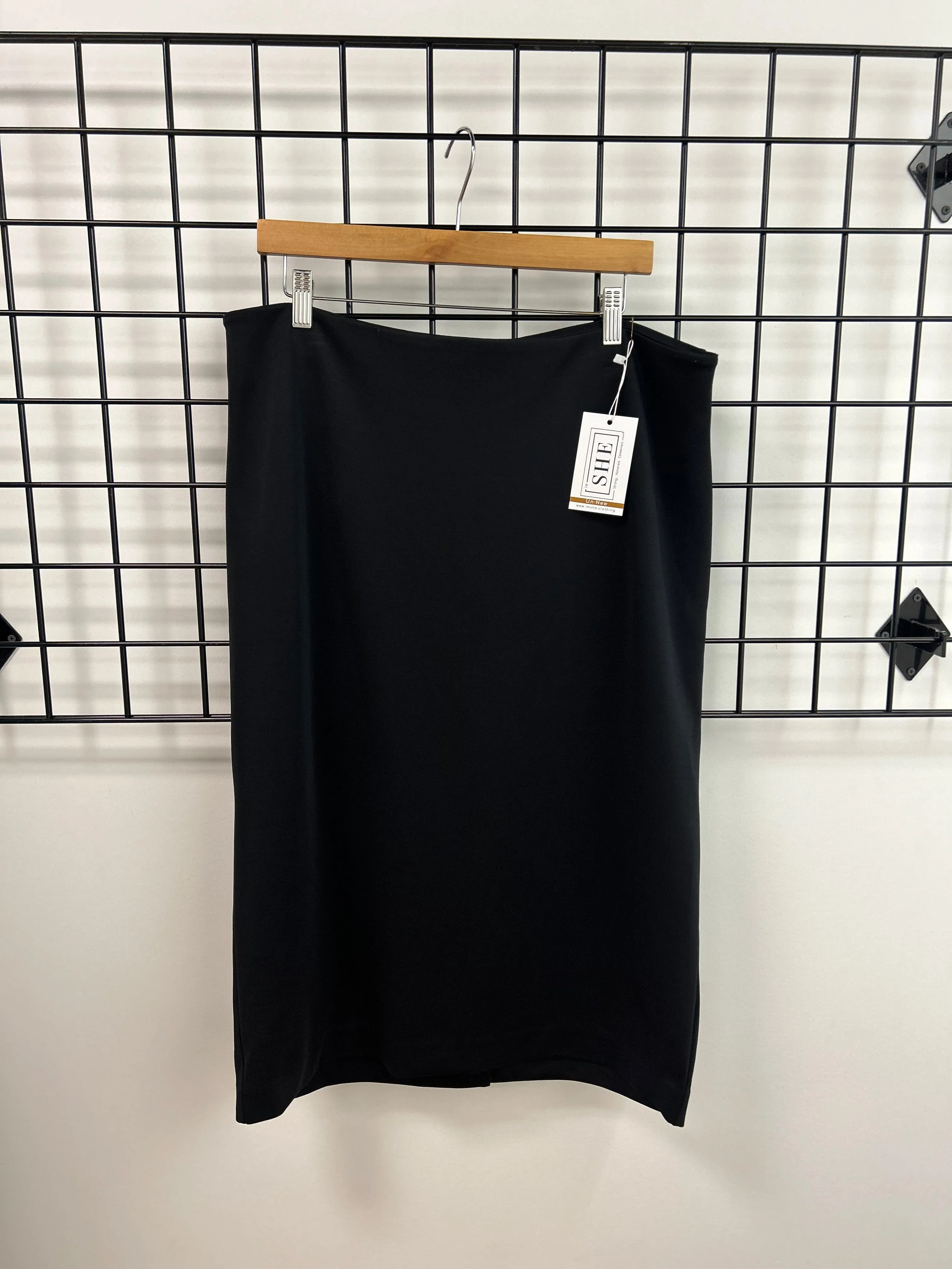 Size 16W Black Pencil Skirt