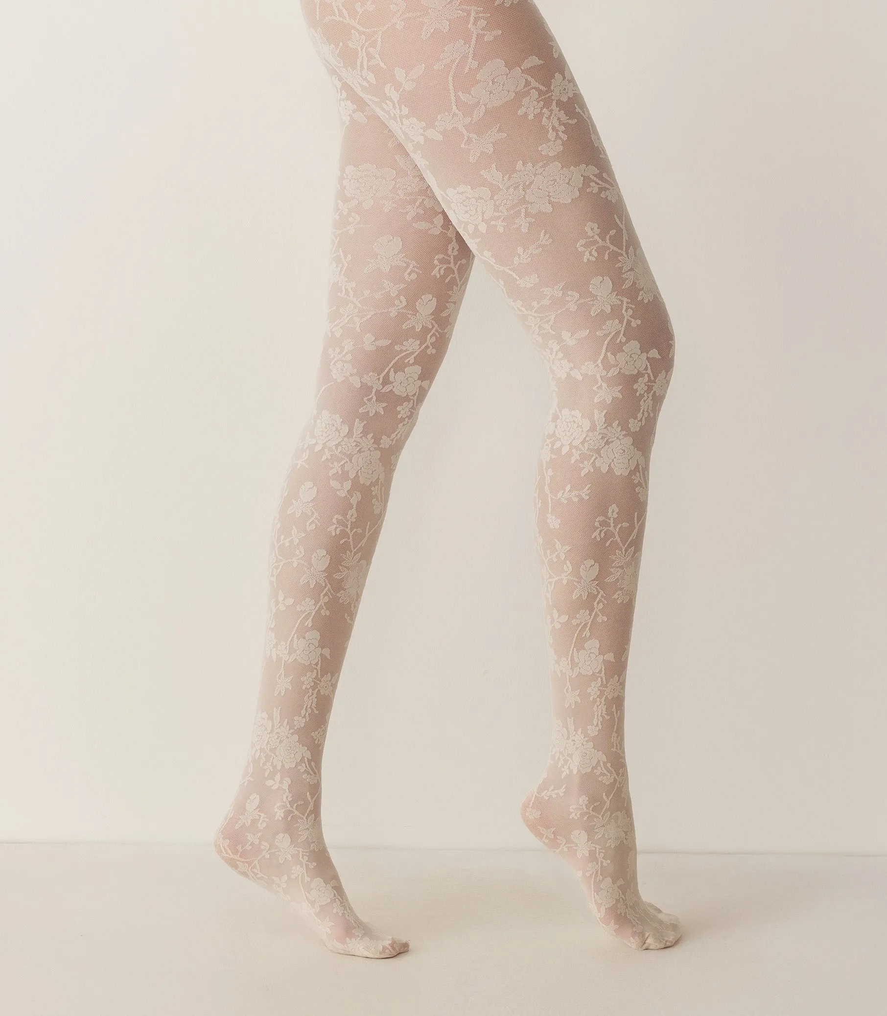 WOLFORD FLORAL LACE TIGHTS -- BUTTERMILK